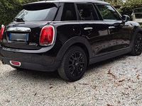 Usata Mini Cooper D Hype 116 CV (85 kW) 2018 Nero Utilitaria