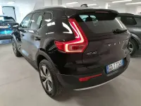 Usata Volvo XC40 Momentum 129 CV (94 kW) 2021 Nero SUV