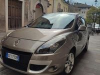 Usata Renault Scénic III Dynamique 110 CV (80 kW) 2010 Grigio Monovolume