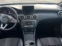 Usata Mercedes A180 109 CV (80 kW) 2018 Grigio