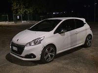 Usata Peugeot 208 GTi 208 CV (152 kW) 2016 Utilitaria