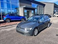 Usata VW Golf VIII Life 116 CV (85 kW) 2021 Grigio Station wagon