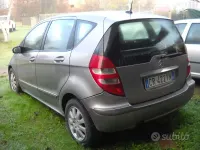 Usata Mercedes A180 Elegance 109 CV (80 kW) 2004 Grigio Berlina