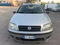 Usata Fiat Punto Active 60 CV (44 kW) 2005 Grigio Utilitaria