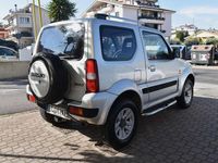 Usata Suzuki Jimny 86 CV (63 kW) 2010 Argento SUV