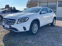 Usado Mercedes GLA220 Business 122 CV (89 kW) 2019 Blanco SUV