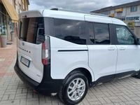 Usata Ford Tourneo Courier 124 CV (91 kW) 2024 Bianco Monovolume