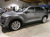 Usata VW T-Roc Style 150 CV (110 kW) 2018 Grigio scuro SUV