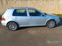 Usata VW Golf IV 105 CV (77 kW) 2002 Grigio Berlina