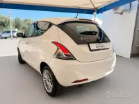 Usata Lancia Ypsilon S 95 CV (69 kW) 2016 Bianco Utilitaria
