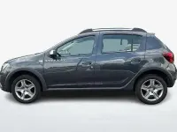 Usata Dacia Sandero Comfort 101 CV (74 kW) 2020 Grigio scuro Berlina