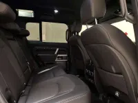 Usata Land Rover Defender SE Dynamic 200 CV (147 kW) 2023 Nero SUV