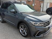 Usata VW Tiguan R-line 200 CV (147 kW) 2022 Grigio SUV