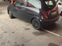 Usata Lancia Ypsilon 80 CV (58 kW) 2005 Nero Utilitaria