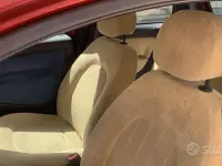 Usata Lancia Ypsilon 60 CV (44 kW) 2004 Rosso Utilitaria