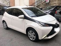 Usata Toyota Aygo X-clusiv 69 CV (50 kW) 2016 Utilitaria