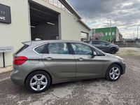 Usata BMW 218 Sport Line 150 CV (110 kW) 2015 Beige Station wagon