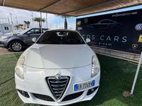 Usata Alfa Romeo Giulietta Exclusive 105 CV (77 kW) 2014 Bianco Utilitaria