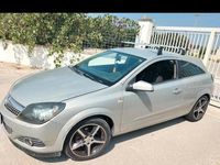 Usata Opel Astra 101 CV (74 kW) 2010 Grigio Coupé