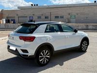 Usata VW T-Roc Advance 116 CV (85 kW) 2019 Bianco SUV
