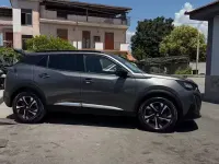 Usata Peugeot 2008 S 131 CV (96 kW) 2022 Grigio SUV