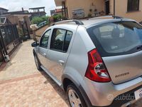 Usata Dacia Sandero Stepway 90 CV (66 kW) 2012 Argento Utilitaria