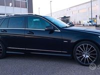 Usata Mercedes C220 AMG 170 CV (125 kW) 2009 Nero Station wagon