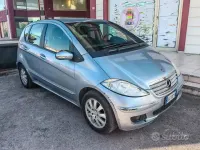 Usata Mercedes A180 Elegance 109 CV (80 kW) 2008 Grigio Berlina