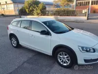 Usata Volvo V60 CC 190 CV (139 kW) 2017 Bianco Station wagon