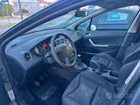 Usata Peugeot 308 109 CV (80 kW) 2008 Grigio SUV