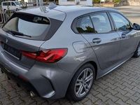 Usata BMW 120 M Sport 178 CV (130 kW) 2022 Grigio Utilitaria