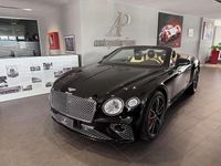 Usata Bentley Continental GT Convertible Mulliner 635 CV (467 kW) 2019 Beluga (solid) Cabrio