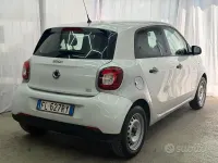 Usata Smart ForFour Passion 71 CV (52 kW) 2017 Bianco Utilitaria