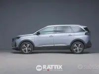 Gebraucht Peugeot 5008 Allure 131 PS (96 kW) 2024 Grau SUV