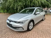 Usata VW Golf VIII Life 131 CV (96 kW) 2023 Grigio Station wagon