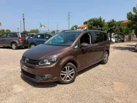 Usata VW Touran Comfortline 105 CV (77 kW) 2014 Marrone Monovolume