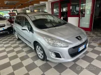 Usata Peugeot 308 Business-Line 93 CV (68 kW) 2013 Grigio Berlina