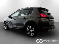 Usata Peugeot 2008 Allure 120 CV (88 kW) 2018 Nero SUV