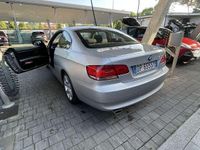 Usata BMW 320 170 CV (125 kW) 2008 Coupé
