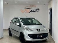 Usata Peugeot 107 68 CV (50 kW) 2005 Grigio Utilitaria