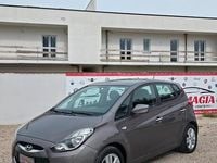 Usata Hyundai ix20 Comfort 90 CV (66 kW) 2011 Grigio Utilitaria
