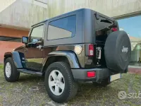 Usata Jeep Wrangler Sahara 177 CV (130 kW) 2008 Nero SUV