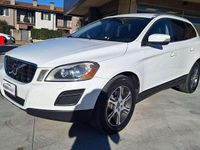 Usata Volvo XC60 Summum 215 CV (158 kW) 2011 Bianco pastello SUV