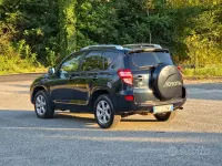 Usata Toyota RAV4 150 CV (110 kW) 2010 Blu SUV