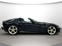 Usata Ferrari 12 Cilindri 829 CV (609 kW) 2025 Blu pozzi Cabrio