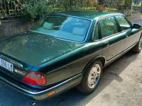 Usata Jaguar X300 211 CV (155 kW) 1997 Verde Berlina