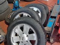 Usata Lada niva 81 CV (59 kW) 2010 Verde SUV