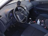 Usata Hyundai i30 90 CV (66 kW) 2010 Bianco Station wagon