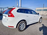 usata Volvo XC60 XC602.4 d4 Momentum awd 190cv geartronic