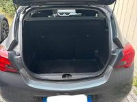 Usata Opel Corsa 2015 Grigio Coupé